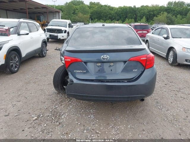2018 TOYOTA COROLLA SE 16