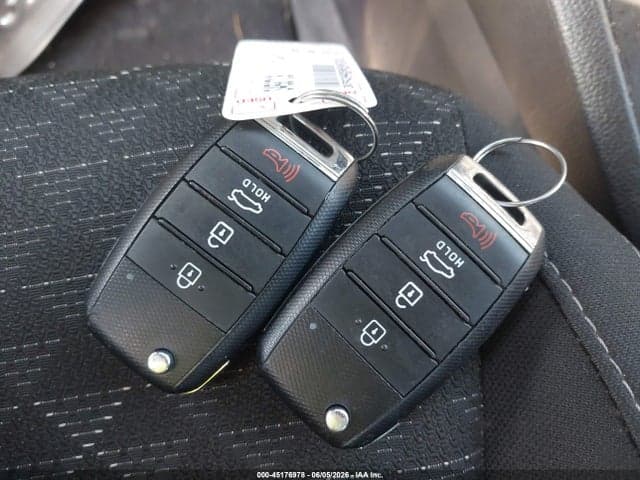 2022 KIA RIO S 11