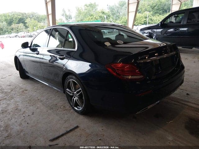2019 MERCEDES-BENZ E 300 4MATIC 3