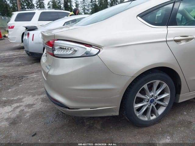 2017 FORD FUSION HYBRID SE 18