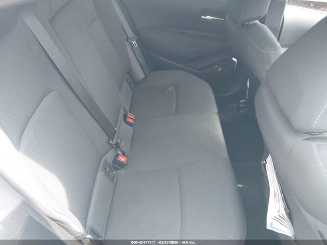 2021 TOYOTA COROLLA LE 8