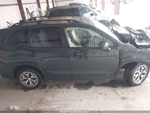 2024 SUBARU FORESTER PREMIUM 13