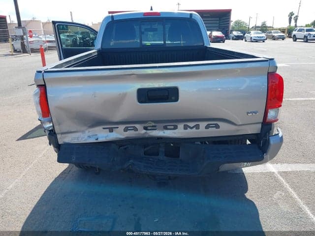 2017 TOYOTA TACOMA TRD SPORT 18