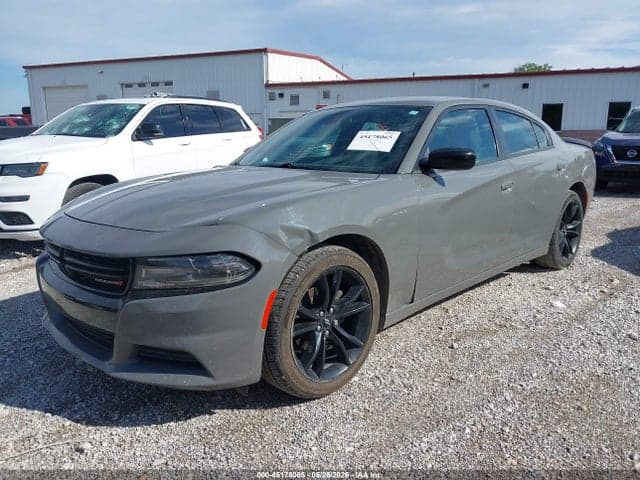 2018 DODGE CHARGER SXT RWD 2