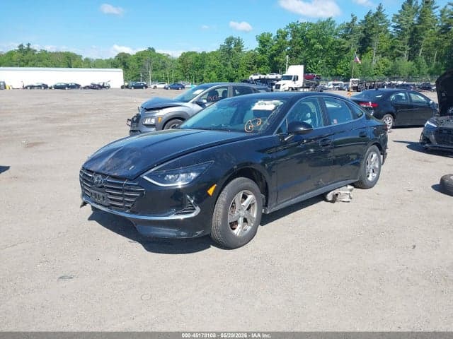 2022 HYUNDAI SONATA SE 2