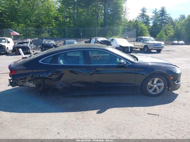 2022 HYUNDAI SONATA SE 14