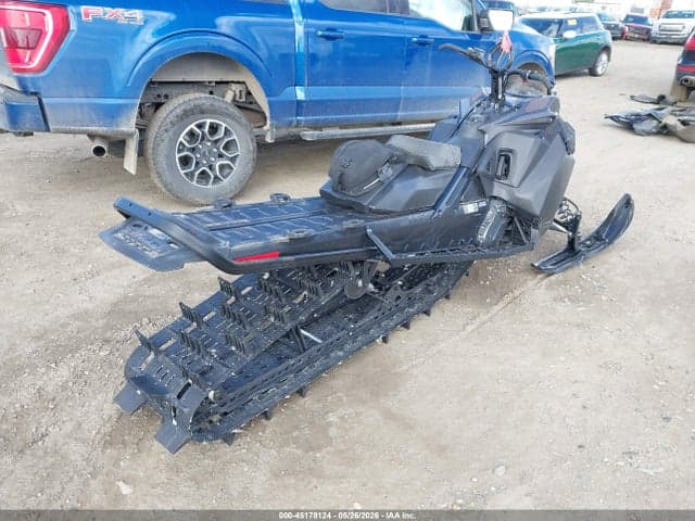 2022 SKI-DOO SUMMIT X 670 4