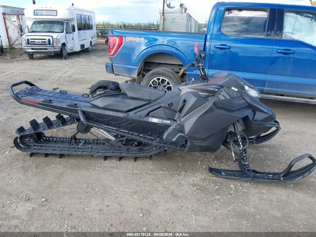 2022 SKI-DOO SUMMIT X 670 6