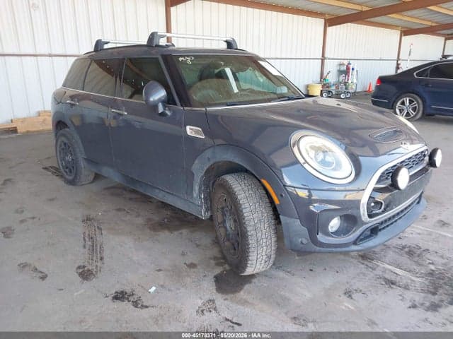 2018 MINI CLUBMAN COOPER 1