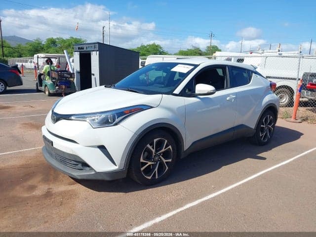 2018 TOYOTA C-HR XLE/XLE PREMIUM 2