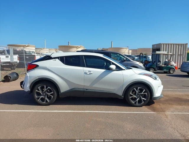 2018 TOYOTA C-HR XLE/XLE PREMIUM 13