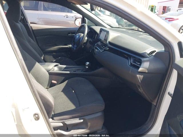 2018 TOYOTA C-HR XLE/XLE PREMIUM 5