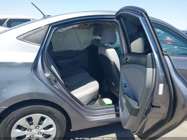 2016 HYUNDAI ACCENT SE 8