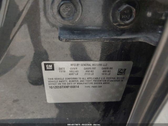 2017 CHEVROLET MALIBU 1LT 9