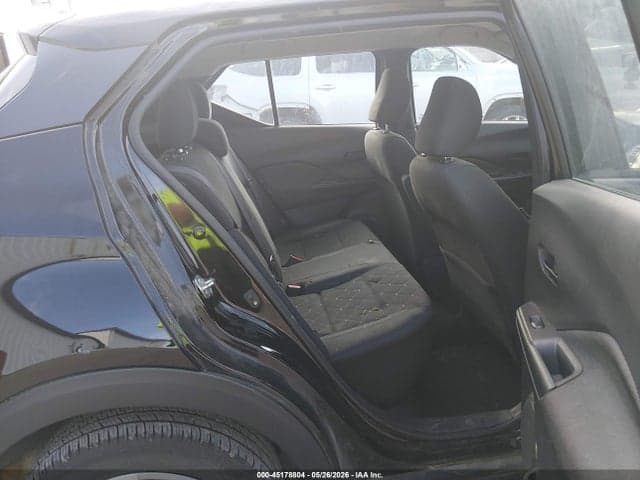 2020 NISSAN KICKS S XTRONIC CVT 8