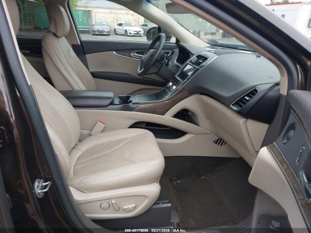 2019 LINCOLN NAUTILUS RESERVE 5