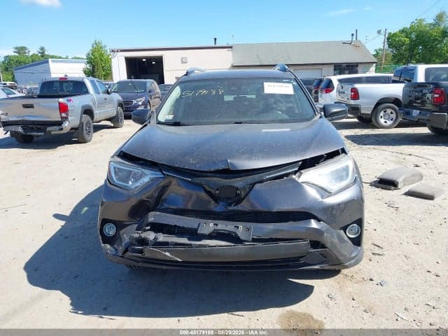 2018 TOYOTA RAV4 LE 11