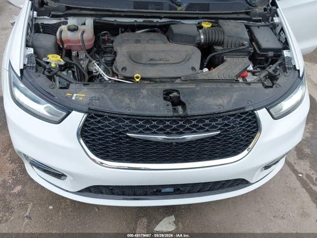 2023 CHRYSLER PACIFICA TOURING L 10