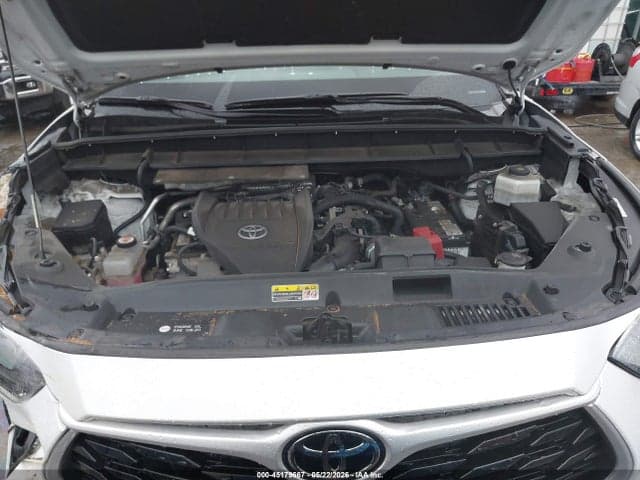 2023 TOYOTA HIGHLANDER XLE 10