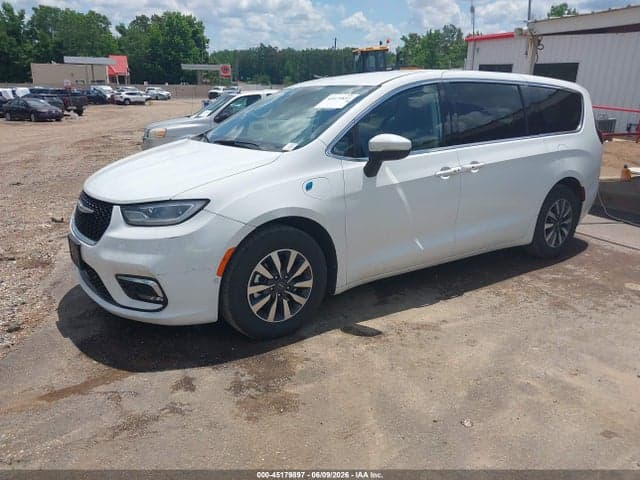 2023 CHRYSLER PACIFICA HYBRID TOURING L 2
