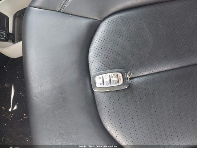 2023 CHRYSLER PACIFICA HYBRID TOURING L 11