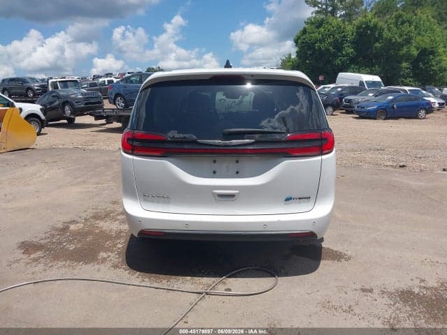 2023 CHRYSLER PACIFICA HYBRID TOURING L 17