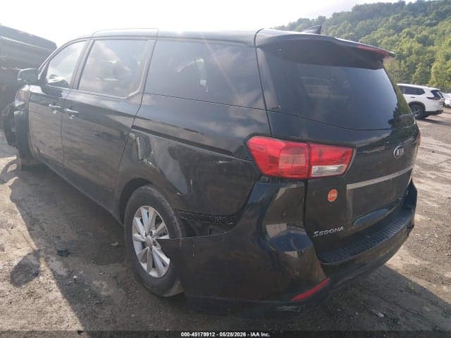 2018 KIA SEDONA LX 3