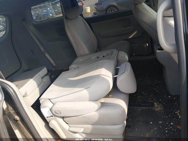 2018 KIA SEDONA LX 8