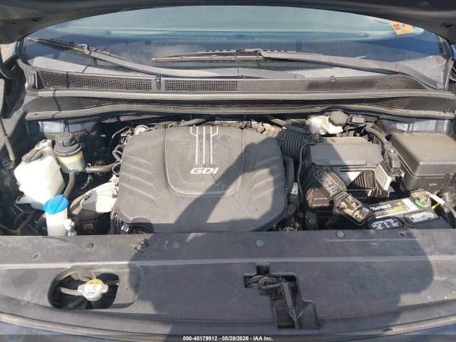 2018 KIA SEDONA LX 10