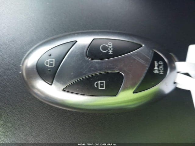 2025 HYUNDAI KONA SEL 11