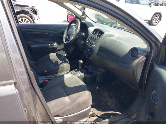 2017 NISSAN VERSA 1.6 S+ 5