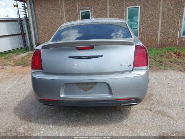 2018 CHRYSLER 300 300S 16