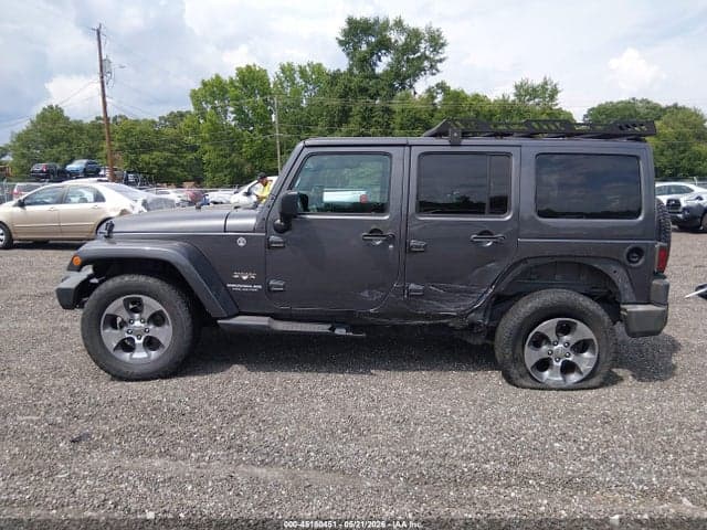 2017 JEEP WRANGLER UNLIMITED SAHARA 4X4 14