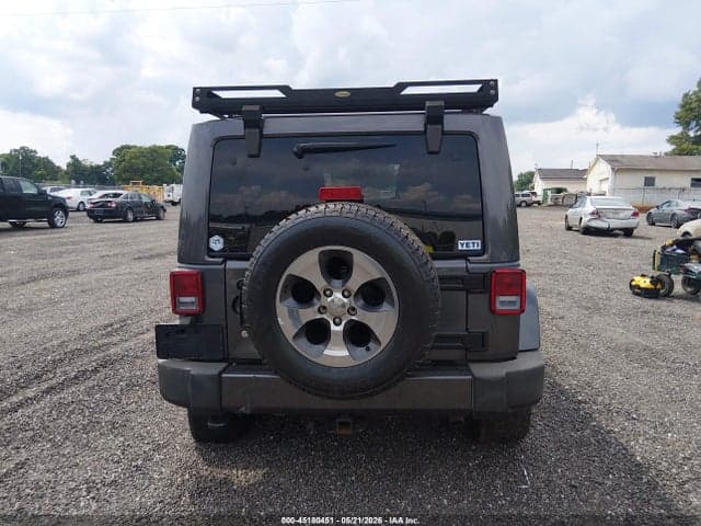 2017 JEEP WRANGLER UNLIMITED SAHARA 4X4 16