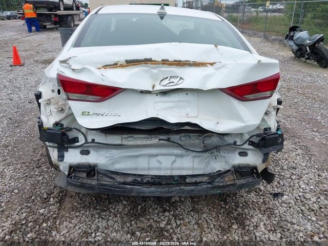 2018 HYUNDAI ELANTRA SEL 6