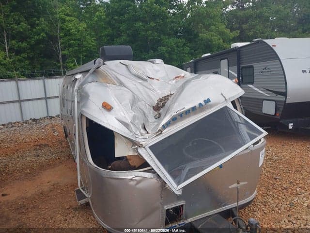 1984 AIRSTREAM SOVEREIGN 6