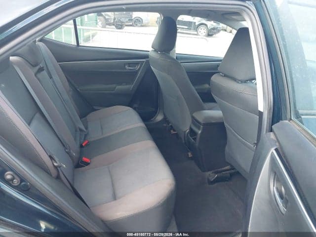 2019 TOYOTA COROLLA LE 8