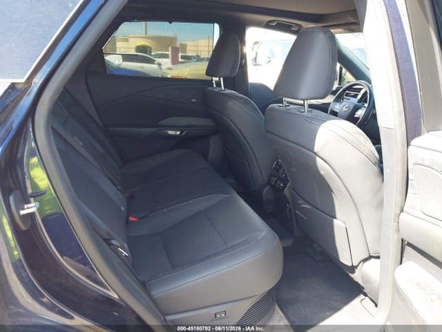 2024 LEXUS RX 450H+ LUXURY 8