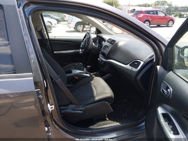 2019 DODGE JOURNEY SE 5