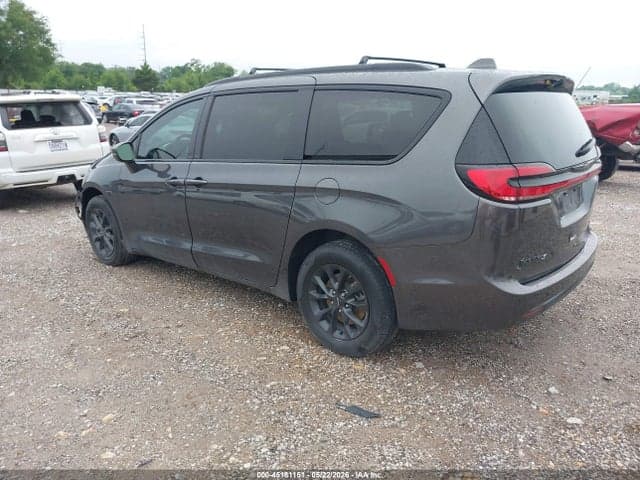 2022 CHRYSLER PACIFICA TOURING L AWD 3