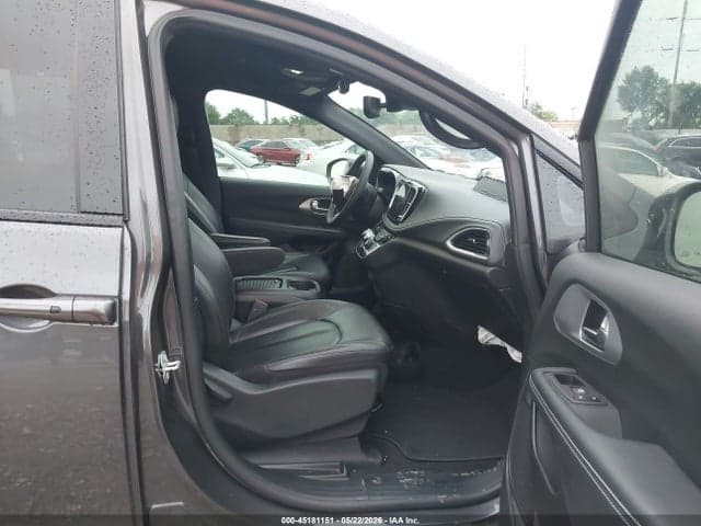 2022 CHRYSLER PACIFICA TOURING L AWD 5