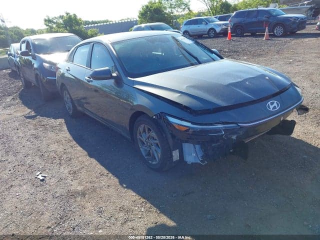 2024 HYUNDAI ELANTRA SEL 1