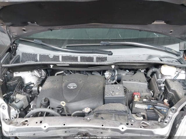 2020 TOYOTA SIENNA L 10