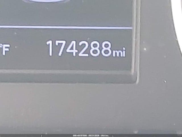 2020 HYUNDAI ELANTRA SEL 16