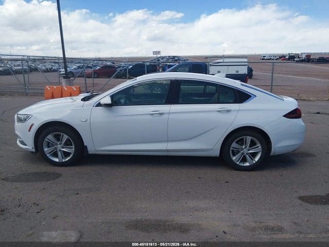 2018 BUICK REGAL SPORTBACK PREFERRED 14