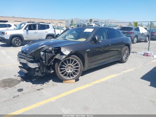 2012 PORSCHE PANAMERA 4 2