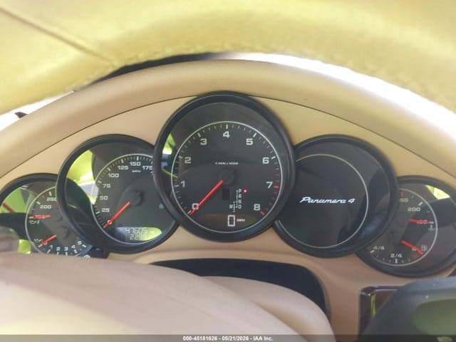 2012 PORSCHE PANAMERA 4 7