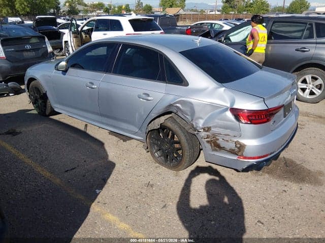 2018 AUDI A4 2.0T PREMIUM 4