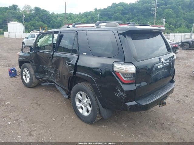 2022 TOYOTA 4RUNNER SR5 3