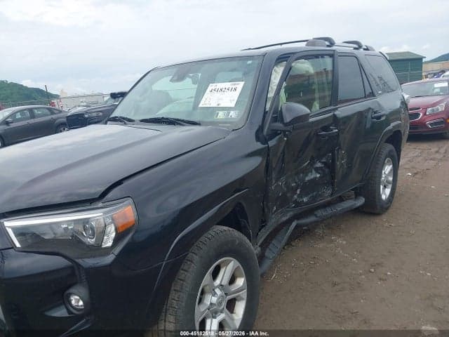 2022 TOYOTA 4RUNNER SR5 6